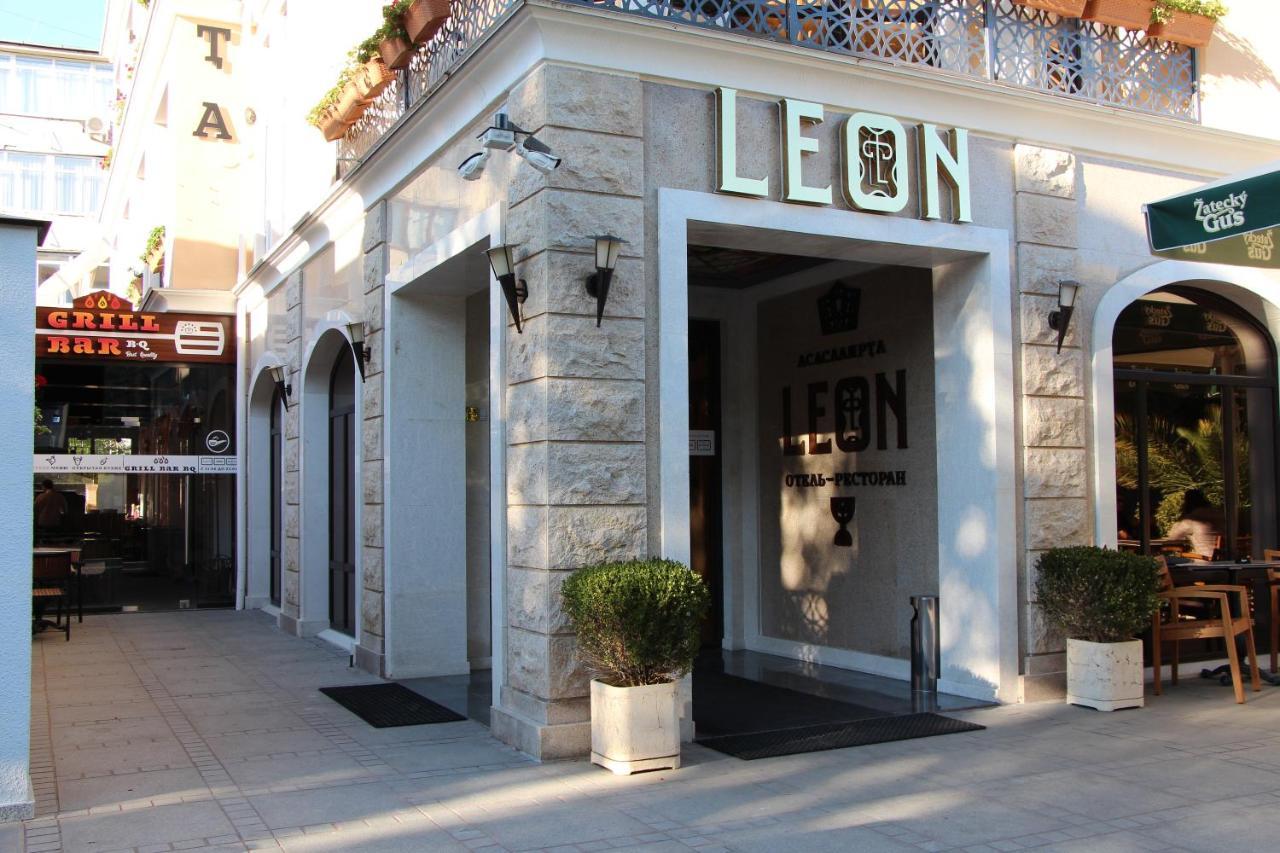 Leon Boutique Hotel Sukhumi Exterior foto