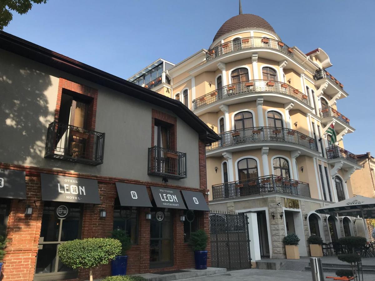 Leon Boutique Hotel Sukhumi Exterior foto